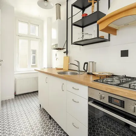 Bright & Comfortable Garbary 35 Old Town By Renters Πόζναν