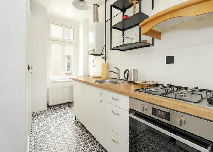 Bright & Comfortable Garbary 35 Old Town By Renters 波兹南